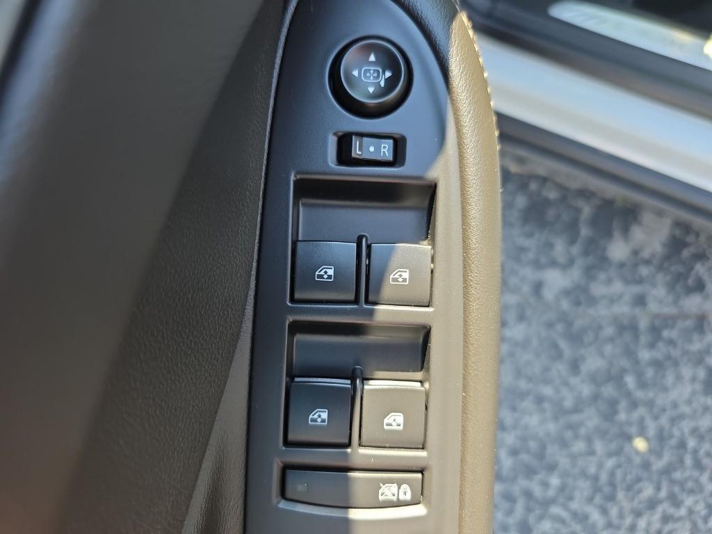 used 2017 Buick Envision car, priced at $19,200