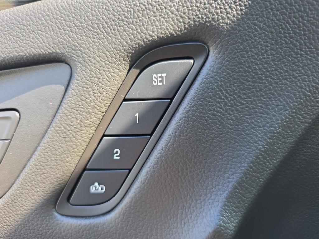 used 2017 Buick Envision car, priced at $19,200