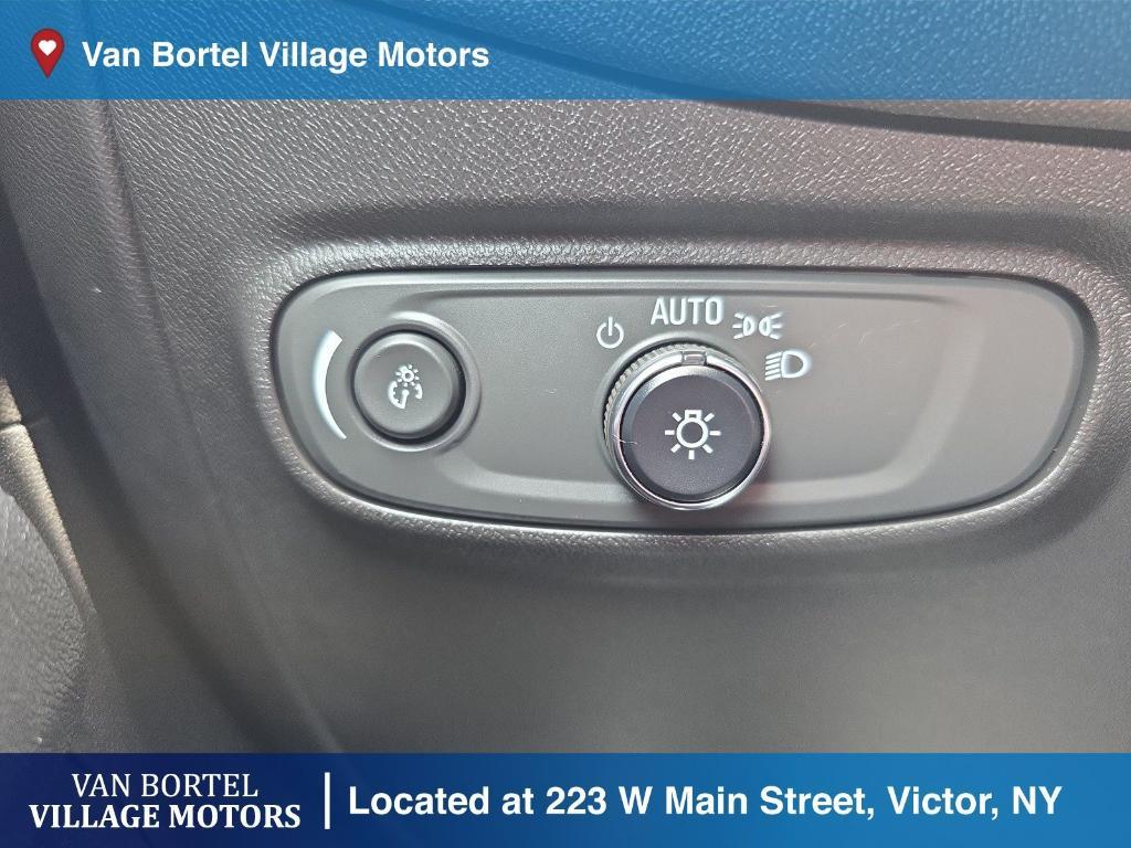 used 2022 Chevrolet Equinox car, priced at $22,900