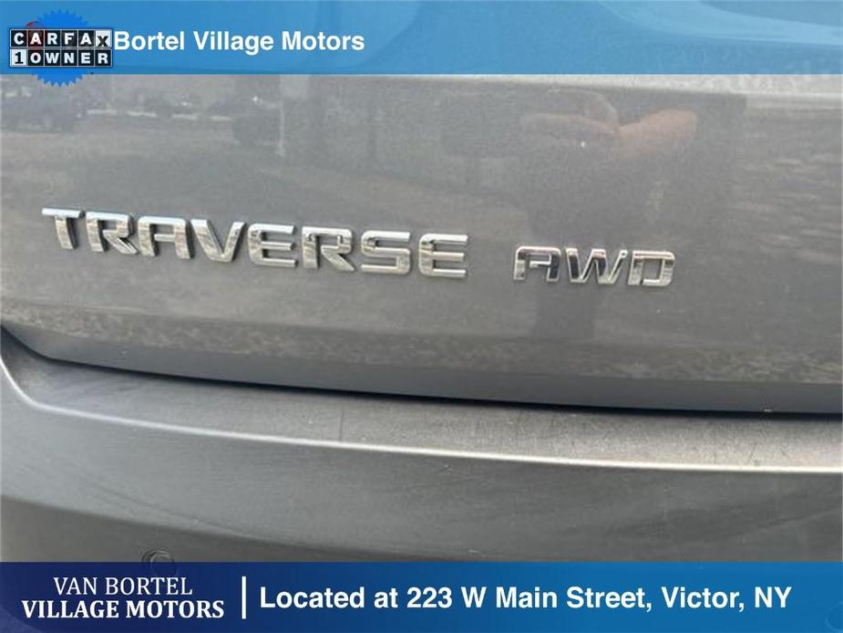 used 2021 Chevrolet Traverse car, priced at $23,700