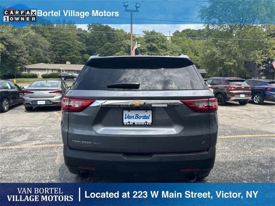 used 2021 Chevrolet Traverse car, priced at $23,700