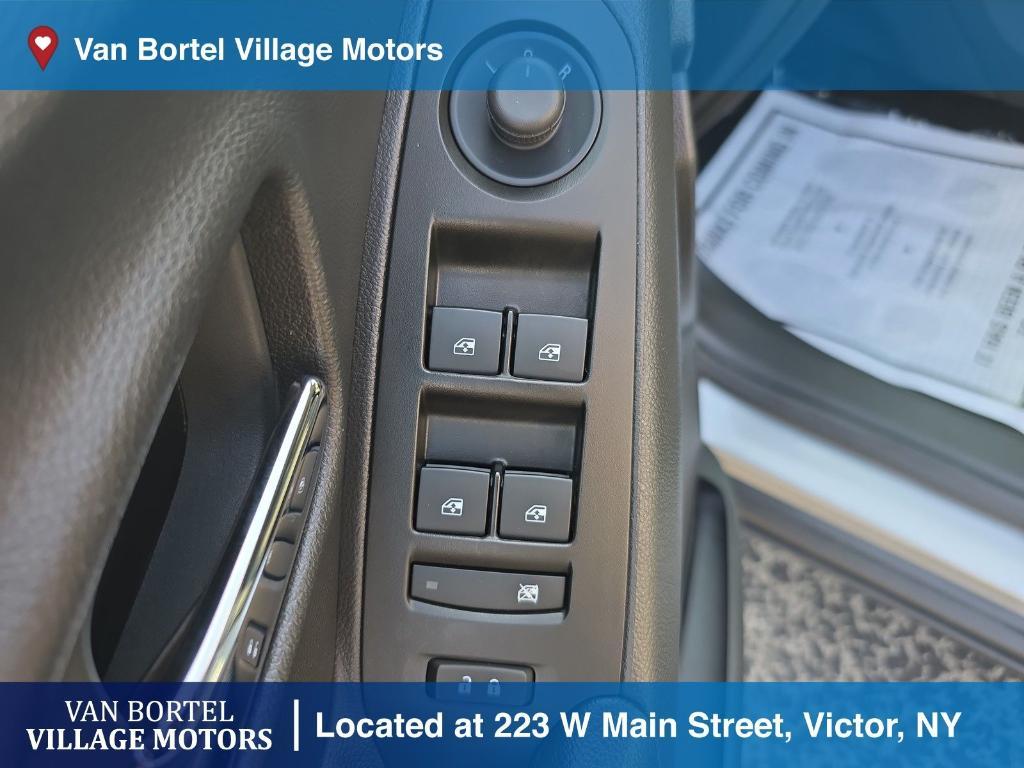 used 2022 Chevrolet Trax car, priced at $18,900