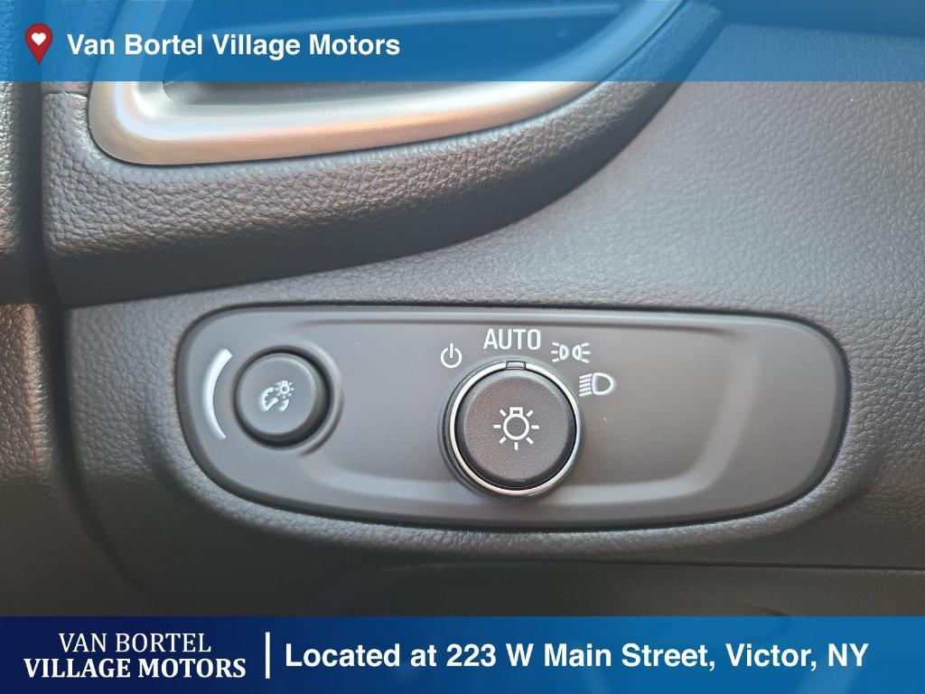 used 2022 Chevrolet Trax car, priced at $18,900