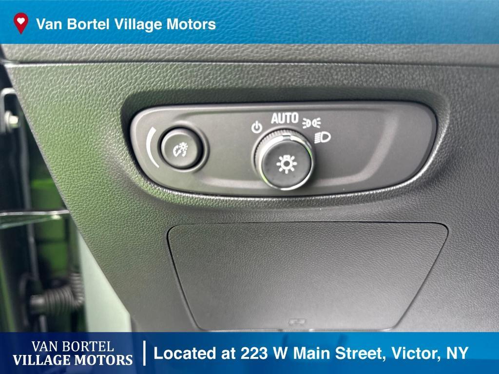 used 2025 Buick Encore GX car, priced at $22,900