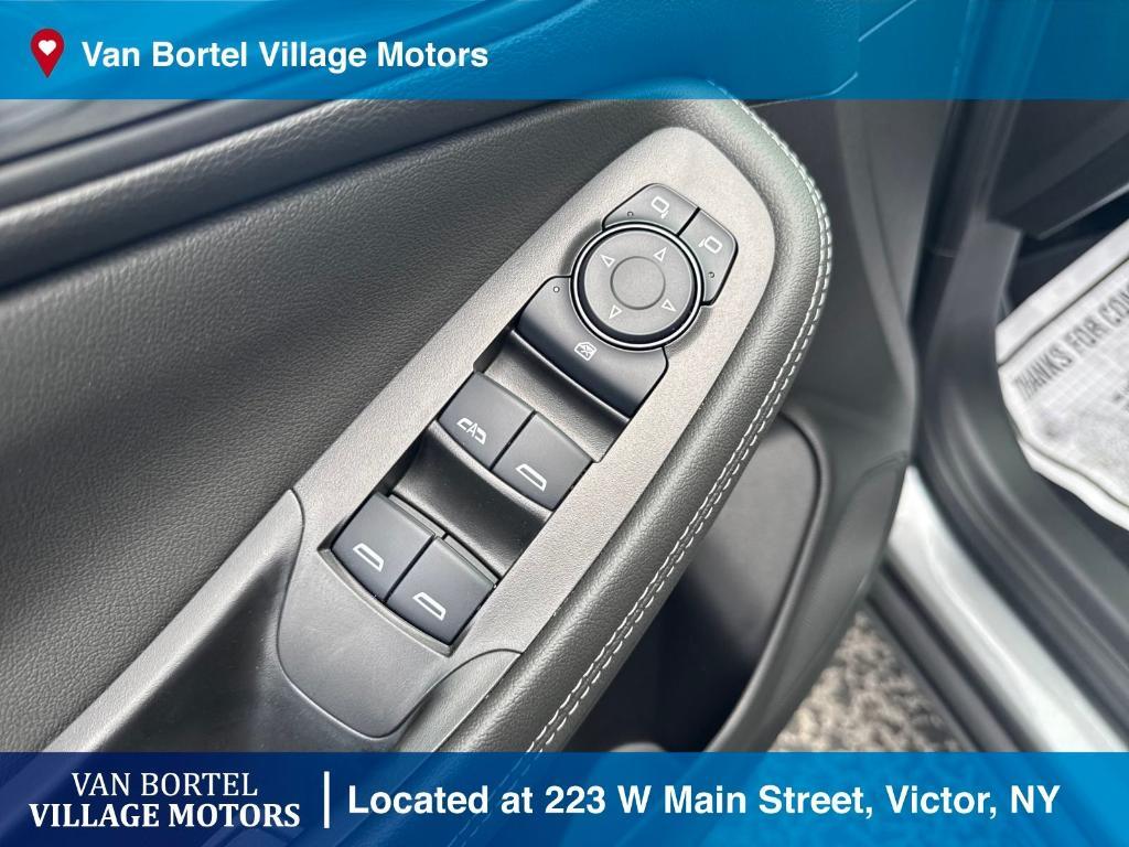 used 2025 Buick Encore GX car, priced at $22,900