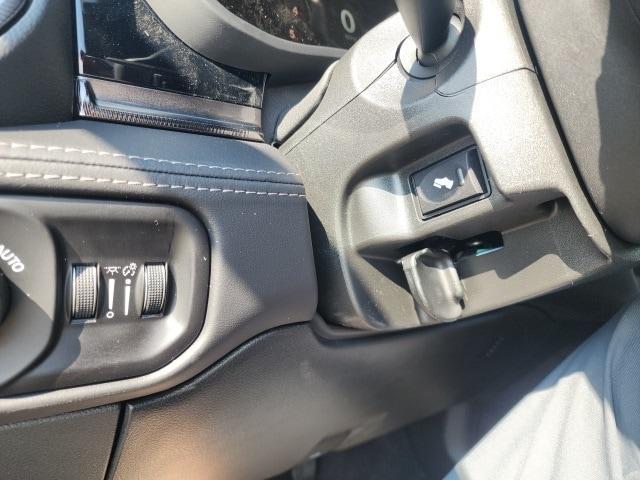 new 2025 Ram 2500 car, priced at $80,021