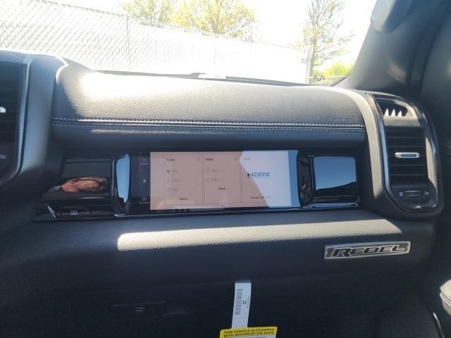new 2025 Ram 1500 car, priced at $60,980