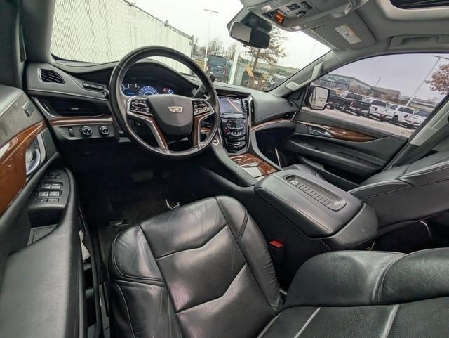 used 2020 Cadillac Escalade car, priced at $46,621