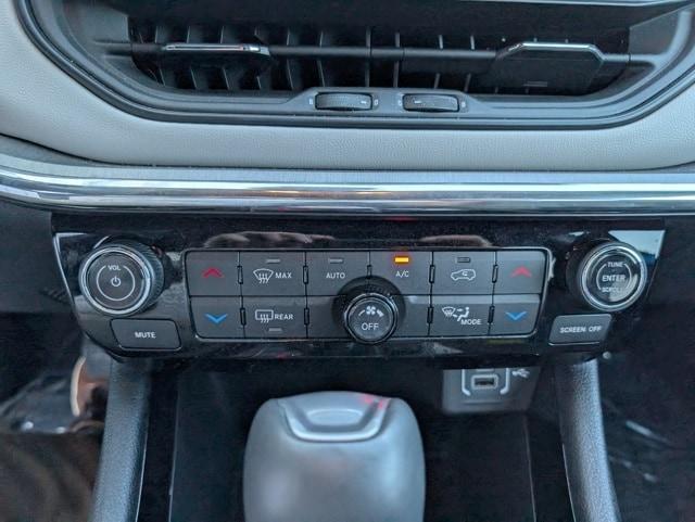 used 2024 Jeep Compass car, priced at $25,237