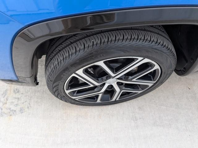 used 2024 Jeep Compass car, priced at $25,237