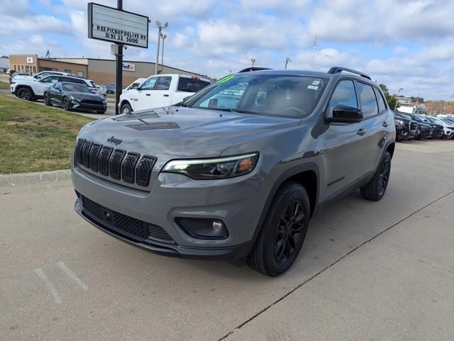 used 2023 Jeep Cherokee car, priced at $23,911