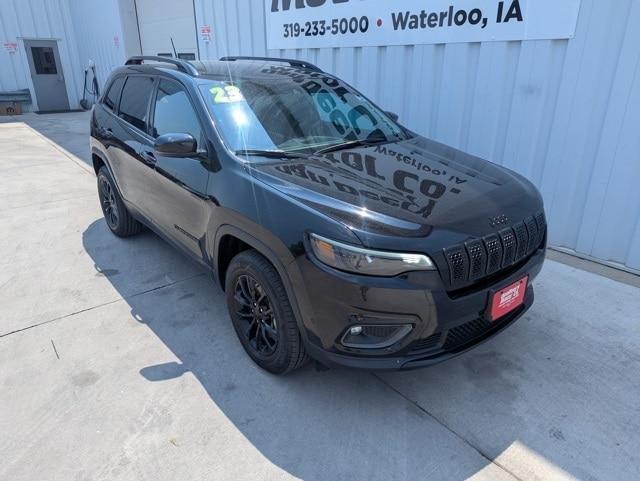 used 2023 Jeep Cherokee car, priced at $23,892