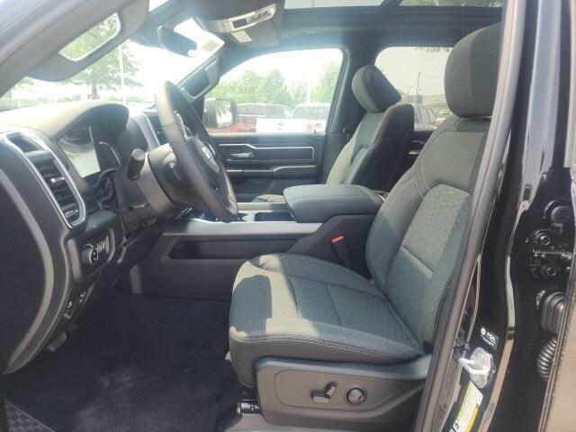 new 2025 Ram 1500 car, priced at $52,002