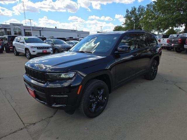 new 2025 Jeep Grand Cherokee L car, priced at $44,671