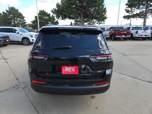 new 2025 Jeep Grand Cherokee L car, priced at $44,671