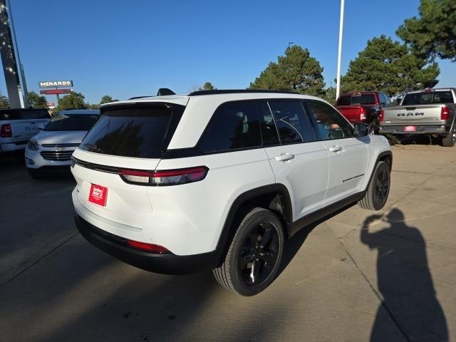 new 2025 Jeep Grand Cherokee car, priced at $40,089