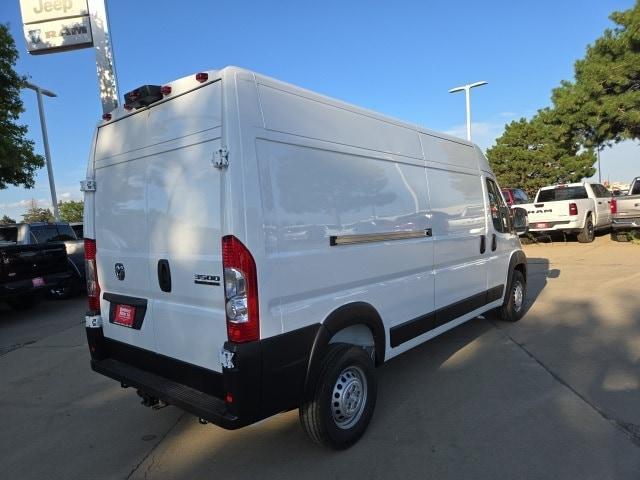 new 2024 Ram ProMaster 3500 car, priced at $43,054