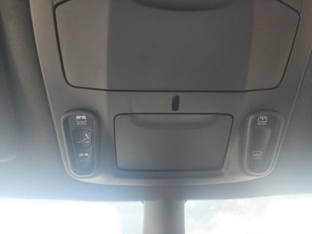 new 2025 Chrysler Pacifica car, priced at $47,698