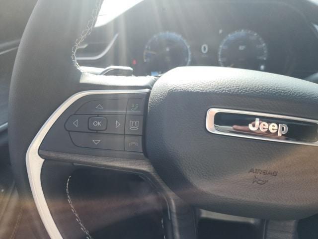 new 2025 Jeep Grand Cherokee car, priced at $48,049