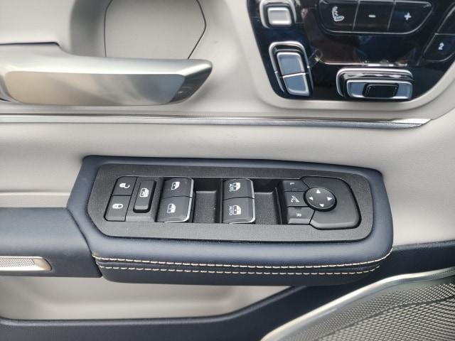 new 2025 Ram 1500 car, priced at $77,119
