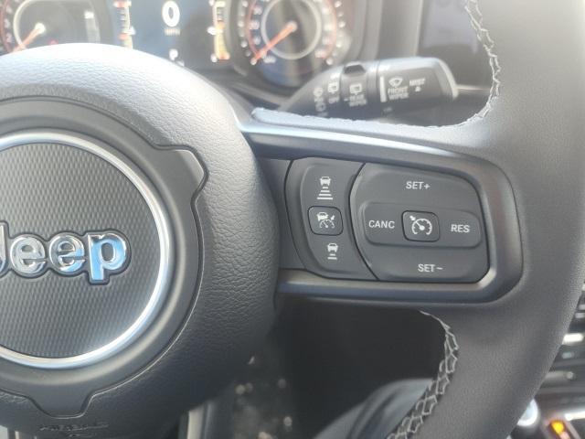 new 2025 Jeep Wrangler car, priced at $51,722