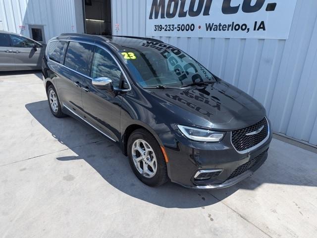 used 2023 Chrysler Pacifica car, priced at $26,138
