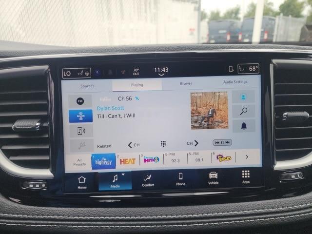 new 2026 Chrysler Pacifica car, priced at $39,813