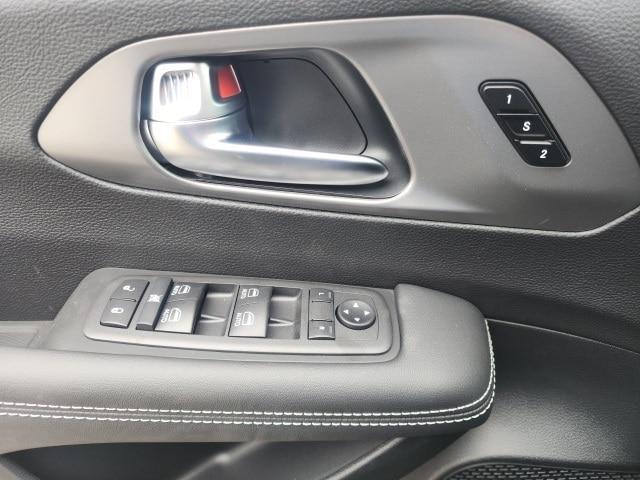 new 2026 Chrysler Pacifica car, priced at $39,813