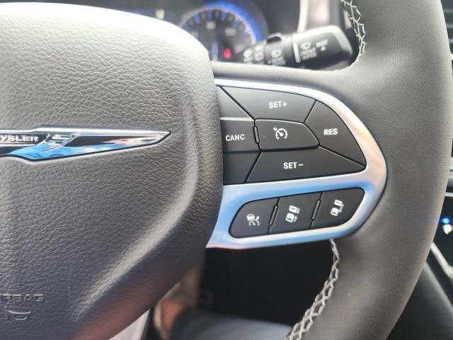 new 2026 Chrysler Pacifica car, priced at $39,813