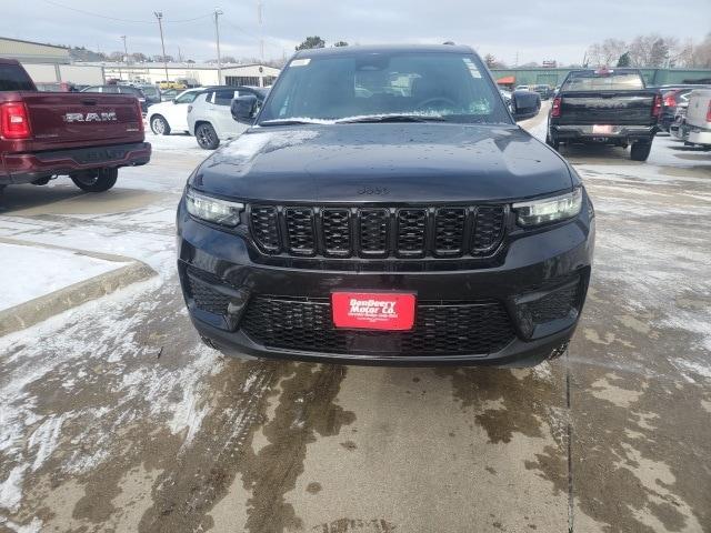 new 2025 Jeep Grand Cherokee car, priced at $39,769