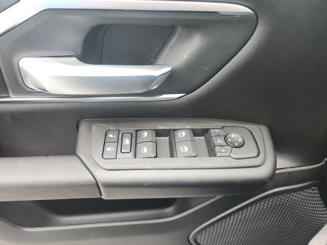 new 2025 Ram 1500 car, priced at $47,700