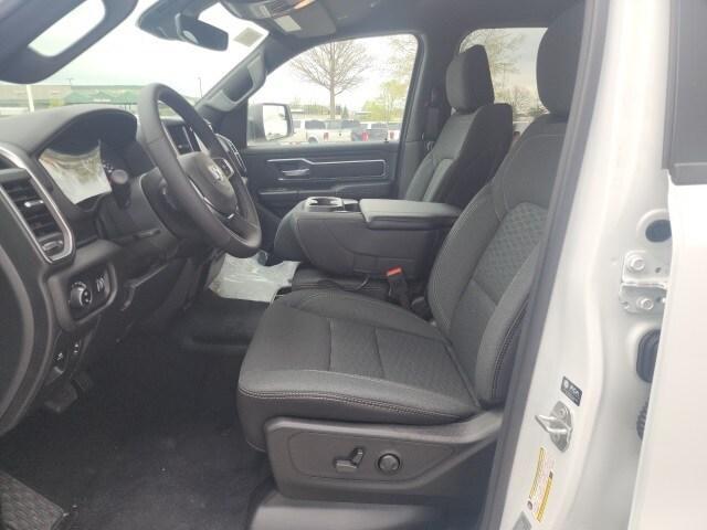 new 2025 Ram 1500 car, priced at $46,141