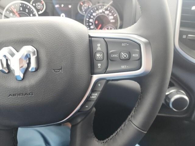 new 2025 Ram 1500 car, priced at $45,752
