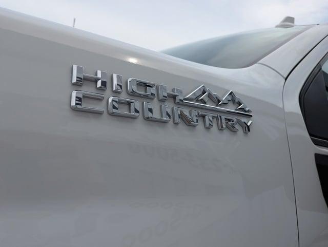 used 2022 Chevrolet Silverado 2500 car, priced at $56,421