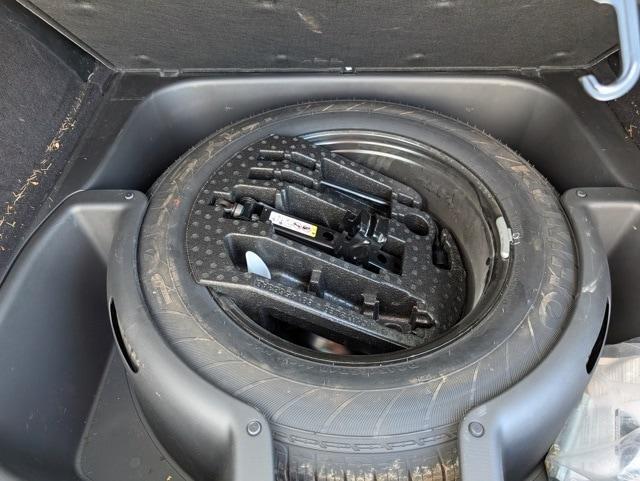 used 2015 Jeep Grand Cherokee car, priced at $9,895