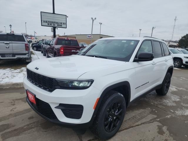 new 2025 Jeep Grand Cherokee car, priced at $39,458