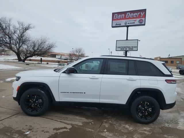 new 2025 Jeep Grand Cherokee car, priced at $39,458