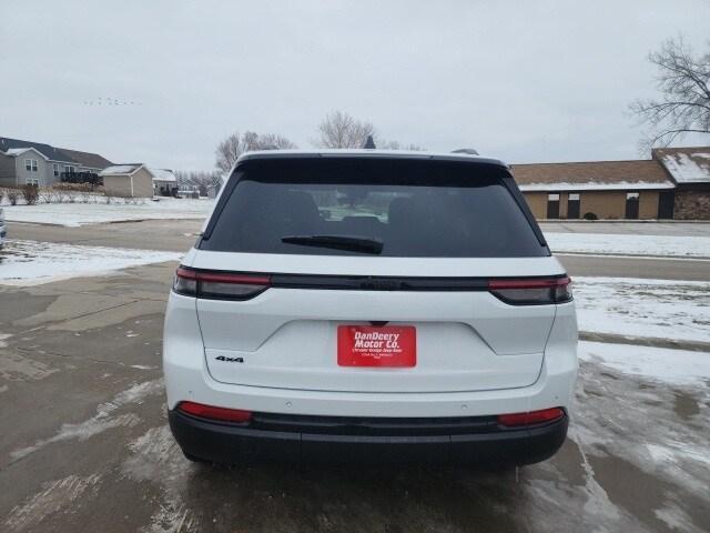 new 2025 Jeep Grand Cherokee car, priced at $39,458