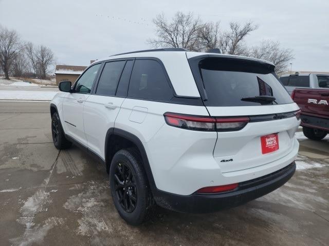 new 2025 Jeep Grand Cherokee car, priced at $39,458