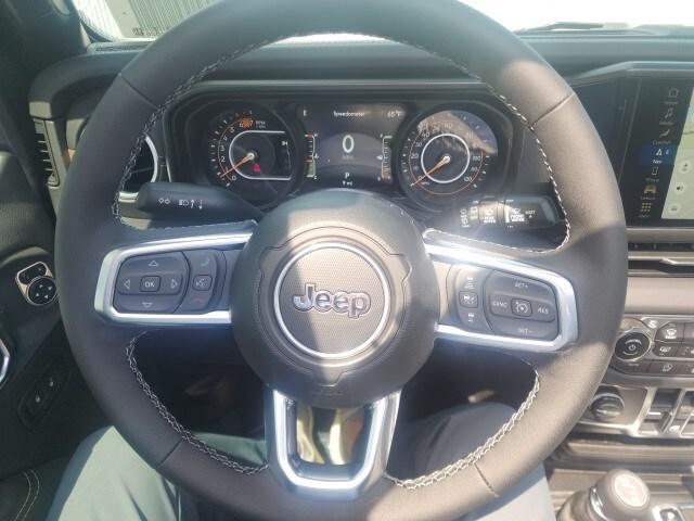 new 2025 Jeep Wrangler car, priced at $57,862