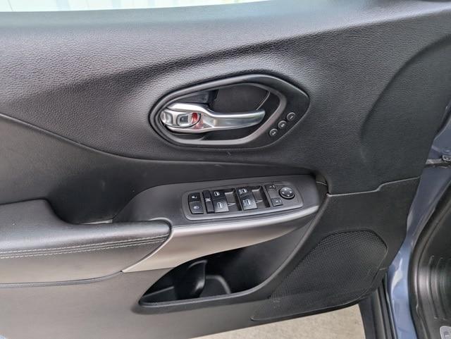 used 2021 Jeep Cherokee car, priced at $25,450
