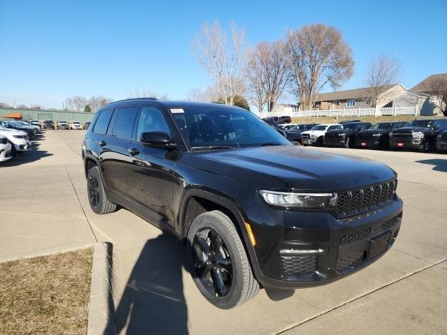 new 2025 Jeep Grand Cherokee L car, priced at $44,944