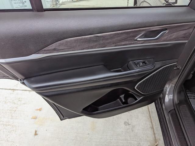 used 2022 Jeep Grand Cherokee L car, priced at $30,998