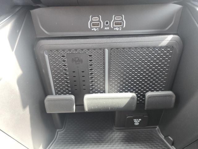 new 2025 Ram 1500 car, priced at $51,336