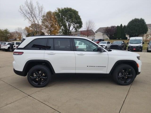 new 2025 Jeep Grand Cherokee car, priced at $41,363