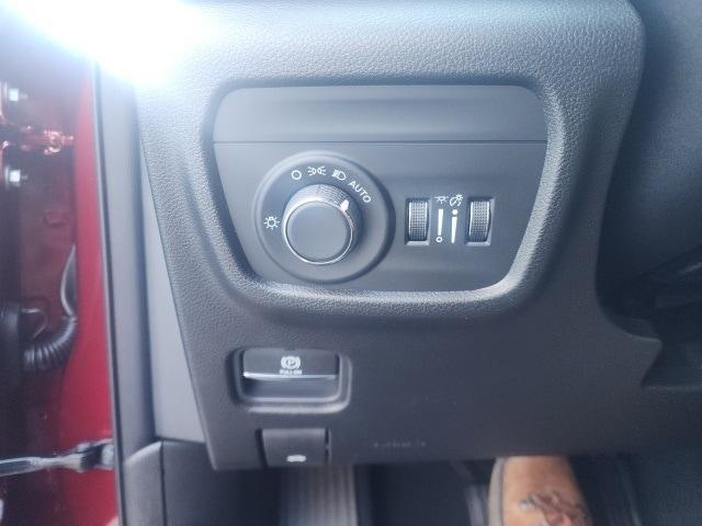 new 2025 Jeep Grand Cherokee L car, priced at $43,633