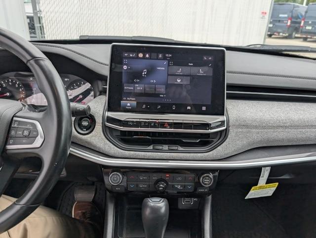 used 2022 Jeep Compass car, priced at $22,104