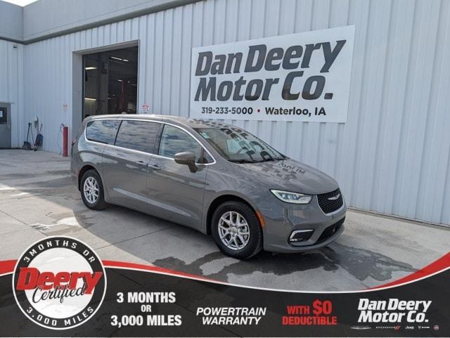 used 2023 Chrysler Pacifica car, priced at $25,850