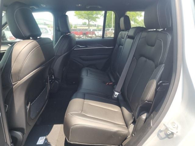 new 2025 Jeep Grand Cherokee car, priced at $43,524
