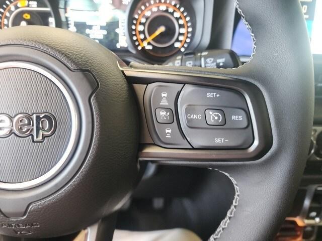 new 2025 Jeep Wrangler car, priced at $46,044